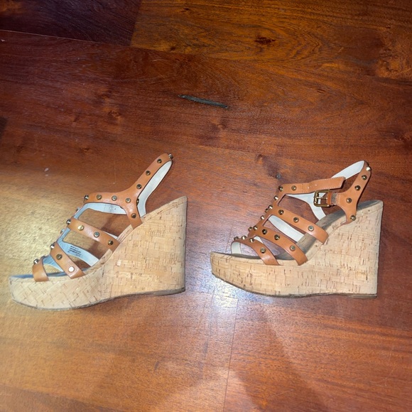 Michael Kors Leather Wedges - Picture 3 of 4